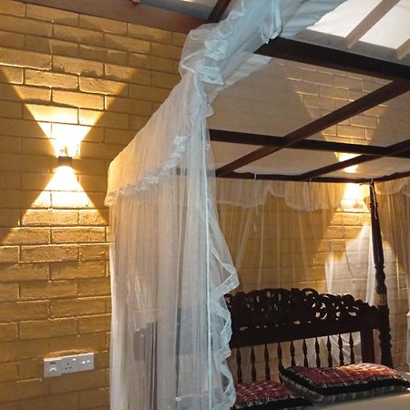 Jungle Guest ,Mirissa Hotel Екстериор снимка